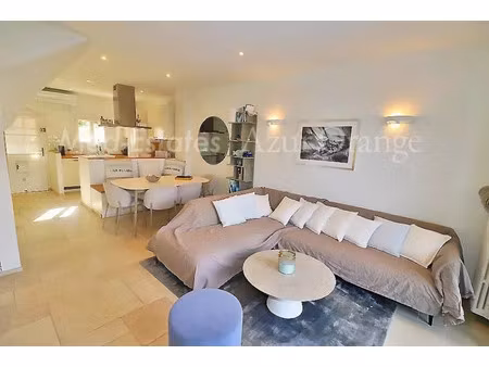 maison de luxe à vendre à port grimaud