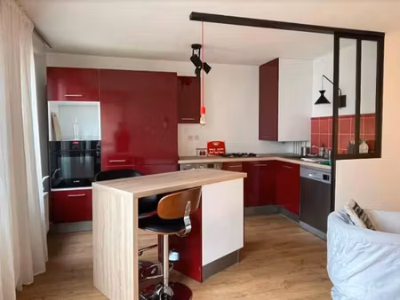 location appartement 2 pièces 49 m² à lyon 7 (69007)