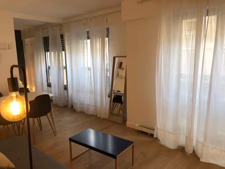 location meublée appartement 2 pièces 39 m² à paris 5ème (75005)  1 676 €