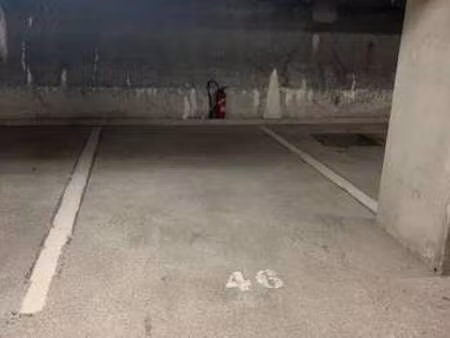 vente garage et parking à saint-sébastien-sur-loire (44230) : à vendre / saint-sébastien-s