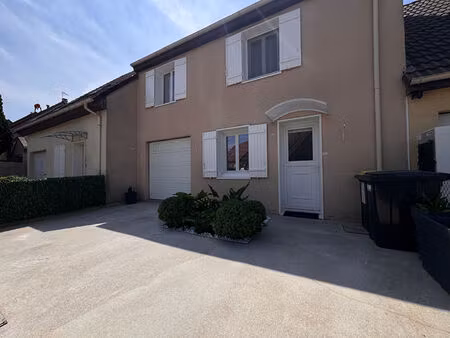maison 3 chambres  1 bureau  garage  jardin
