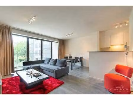 bel appartement meublé - 1 chambre avec terrasse.