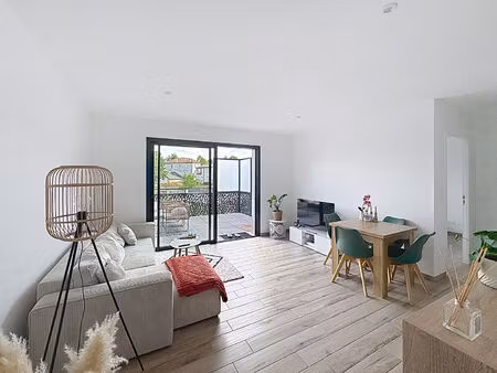 appartement t2 garage / terrasse