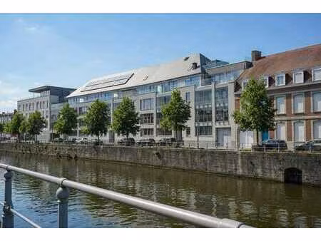 appartement situé le long de l’escaut à tournai