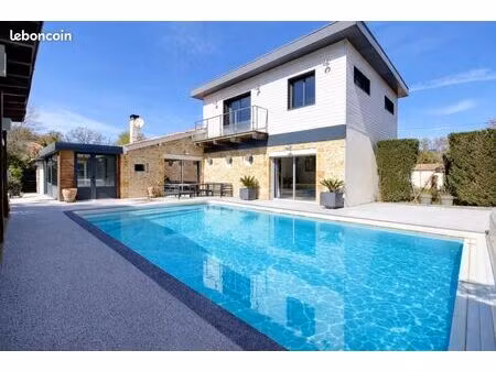 exclusivité- maison familiale - 5 chambres - piscine - grand garage