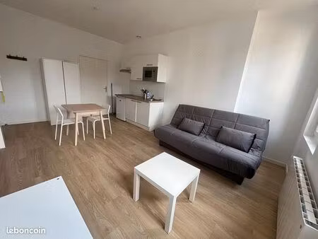 studio 1 pièce 24 m²