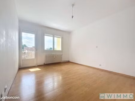 studio 1 pièce 25 m²
