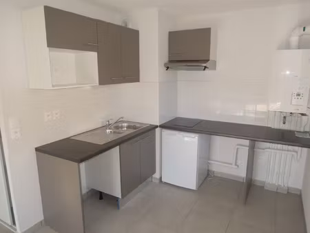 t2 en rez de jardin castelginest/gratentour 31150