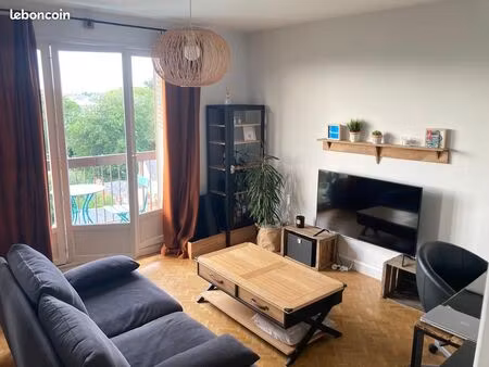 ◊ t2 meublé avec balcon – quartier madeleine – disponible 01/08