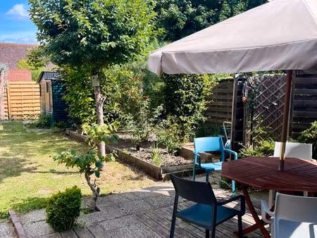 maison meublée rénovée avec jardin – 90 m² – wormhout centre