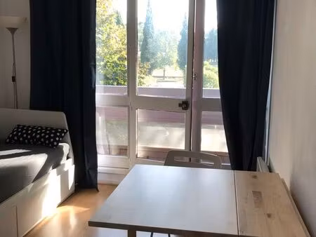 aix en provence studio meublé - parking – balcon
