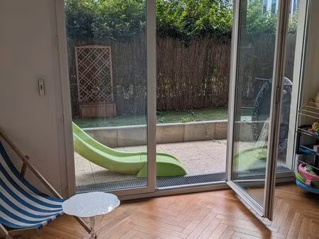 apt t3 52 m2 avec jardin privatif meuble