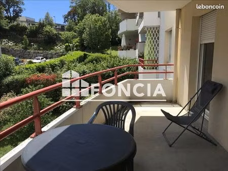 studio 1 pièce 31 m²
