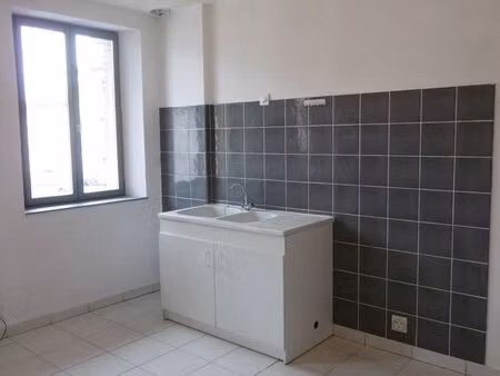 appartement 2 pièces libre de suite