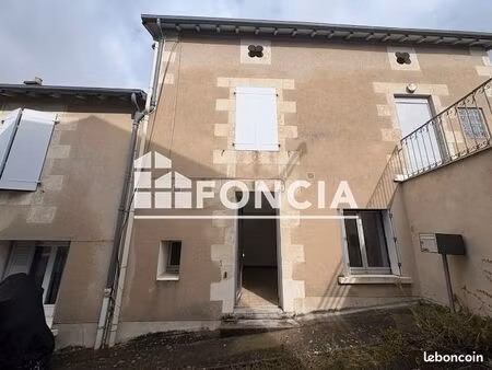 studio 1 pièce 28 m²