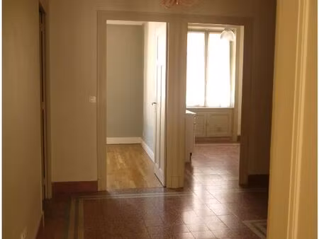 location rue vendome lyon