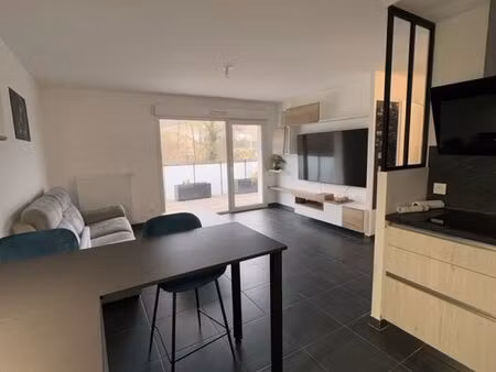 t3 meublé avec garage et cave