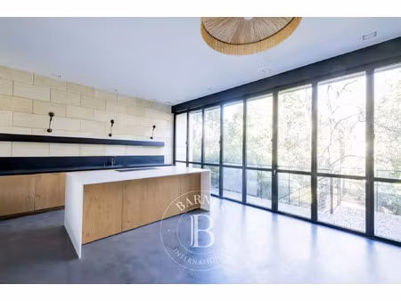 maison de ville à louer dans le quartier caudéran-barrière judaïque
