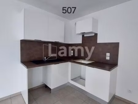 appartement 3 pièces 65 m²