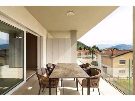 vente appartement 3 pièces 61 m² à toulon (83000)  276 000 €