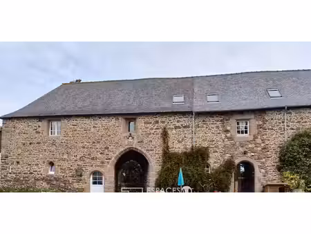 maison avec piscine et jardin pommerit-jaudy (22)