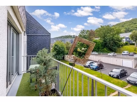 honfleur - appartement de type t2 - 63 52 m2 - 1 chambre - terrasse - parking - 2eme étage
