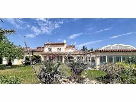 villa avec piscine et jardin saint-féliu-d’avall (66)