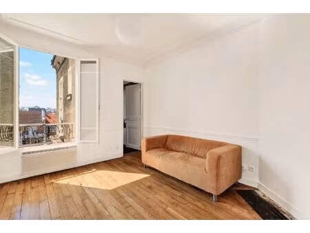 parc des expositions - appartement 2 pieces de 30.41 m² - cave