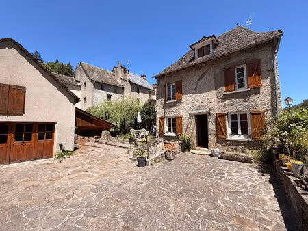 maison en pierre