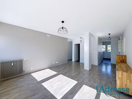 vente appartement 4 pièces  80.00m²  laval