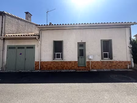 vente maison 3 pièces  65.50m²  lézignan