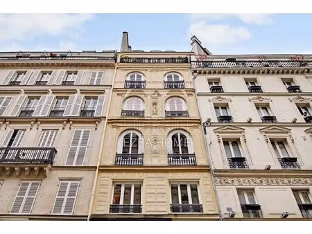 appartement paris 9e - 2 chambres - 102m²