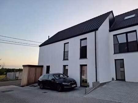 superbe maison 5 ch. epc a  rue de la brisée