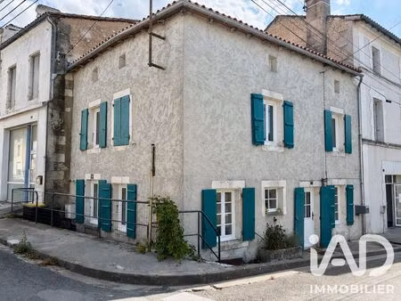 maison de village à barbezieux-saint-hilaire (16300)