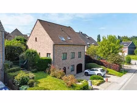 maison 4 façades 3 ch. à braine-l'alleud