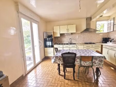 maison de 108 m² à hopital-camfrout