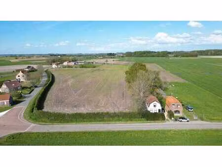 terrain constructible avec un permis exceptionnel pour une v