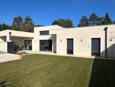 maison de plain-pied à vendre