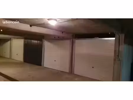 vente garage fermé