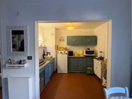 studio dans résidence calme