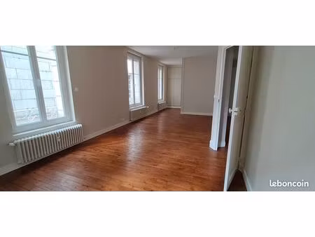 amboise appartement t4 plein centre ville