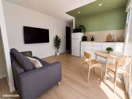 appartement + parking & balcon proche arènes