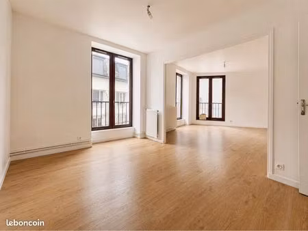 à louer – t3 rénové – 80 m² – centre de clermont-ferrand