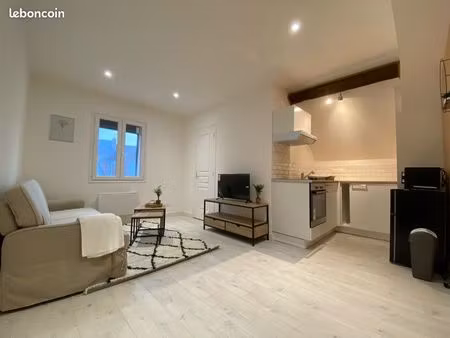 studio totalement équipé 25m2