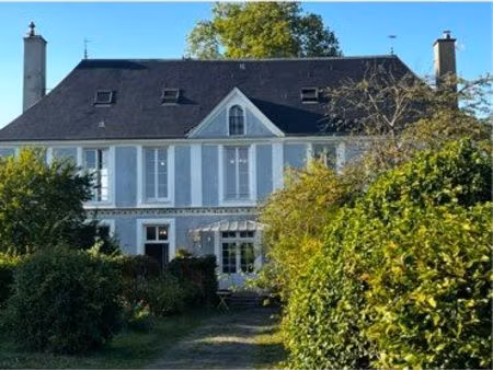commune de vicq situé à 1 3 km  gare montfort  l'amaury