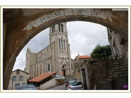 appartement t2 ou t3 très bien placé