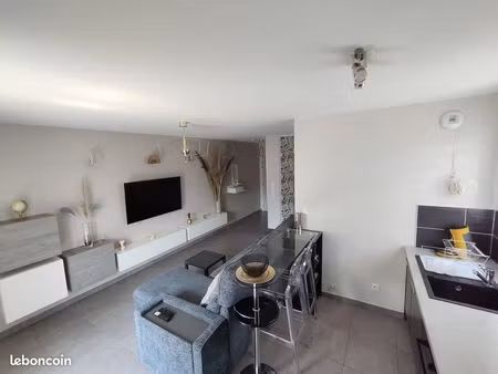 t2 46 m² meublé + garage 18 m² + parking | vue belledonne (st-ismier)
