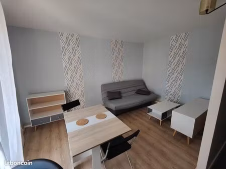 location studio meublé centre-ville