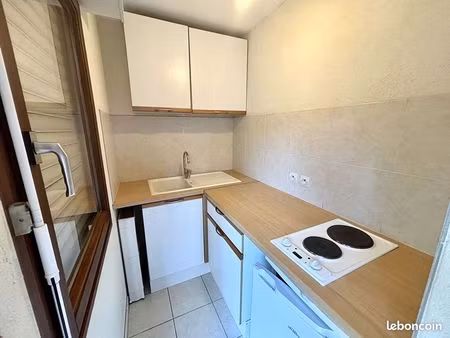 studio 1 pièce 29 m²