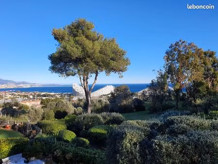 magnifique t3 meublé vue mer - prestigieux domaine des hauts de vaugrenier -villeneuve-lou